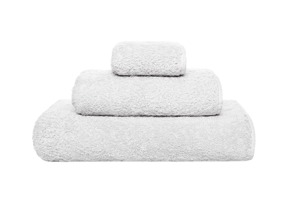 GRAND EGOIST by Graccioza · Portugal